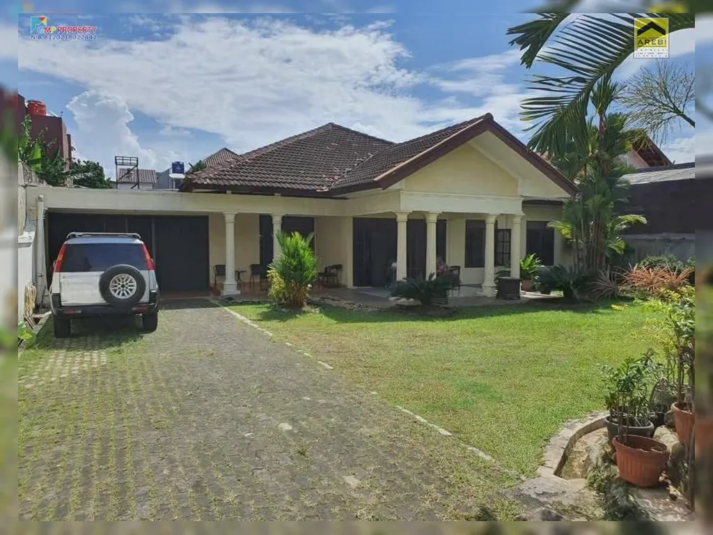 Rumah Luas Ada Kolam Renang & 3 Kontrakan Aktif Akses Jalan 2 Mobil Bebas Banjir Di Condet Jaktim